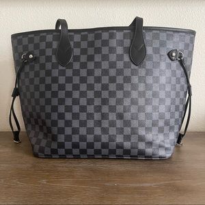 Checkered oversized tote